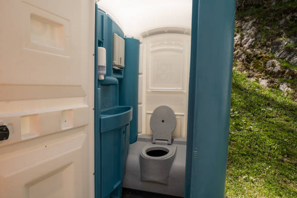 Portable bathroom rental in St Lawrence, PA